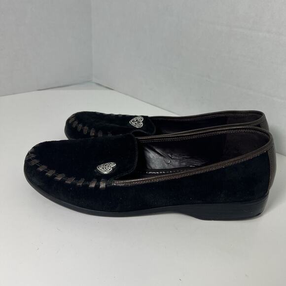 BRIGHTON Memoir Heart Black Suede Brown Whipstitching Loafers - Size 7 - Picture 5 of 9